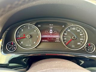 Volkswagen Touareg 2013
