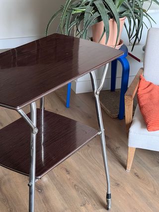 Mesa vintage retro mediados de siglo
