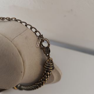 Collar dorado corazón vintage