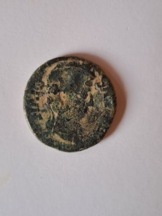 Moneda romana antigua
