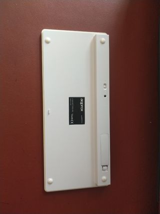 Teclado inalámbrico Bluetooth aqprox