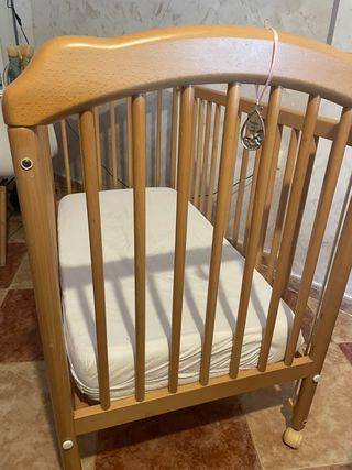 Cuna bebé madera