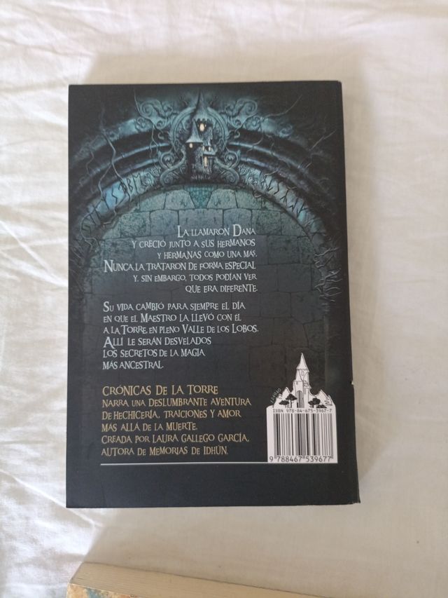 Crónicas de la Torre I. El Valle de los Lobos (...