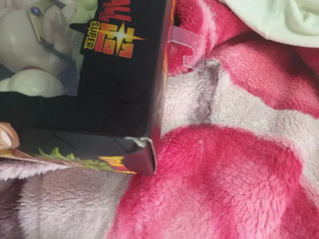 Figura dragón ball super saiyan Broly DBS Limit B