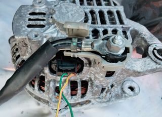 Alternador Mazda 6  referencia A3TB6781