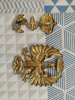 Insignias militares españolas antiguas