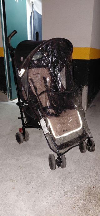 Silla paseo Maclaren quest color negro con burbuja