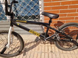 BMX Mondraker 360 usada