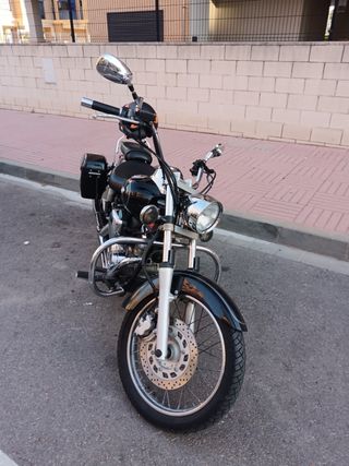 Yamaha DragStar XVS125 Custom