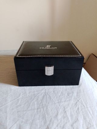 Caja baúl para reloj Hublot color negro