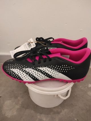 Adidas Predator - Fútbol