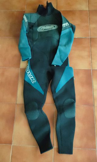 Traje surf Alder Titanium 4/3mm talla L