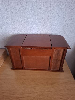 Joyero madera antiguo