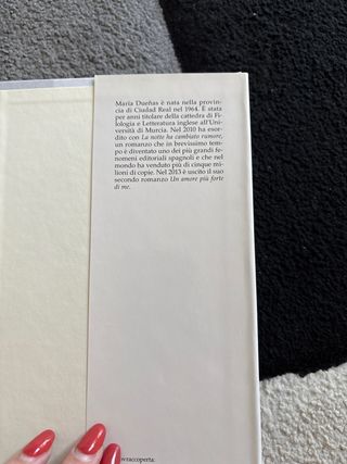 Un sorriso tra due silenzi