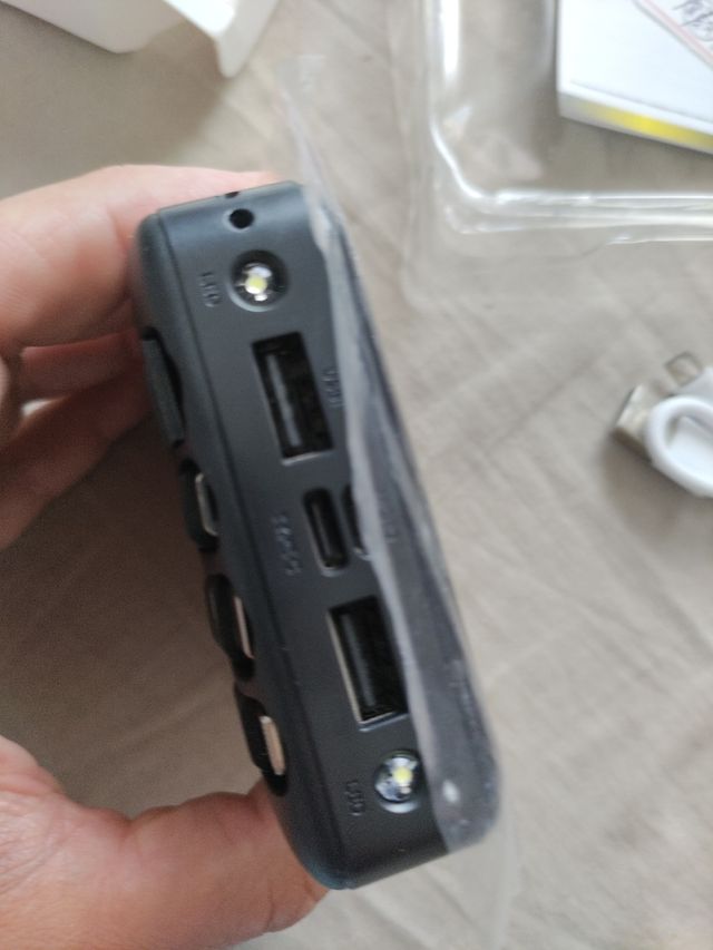 Power Bank con luz LED