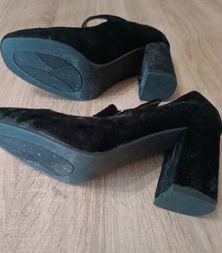 Zapatos tacón terciopelo negro