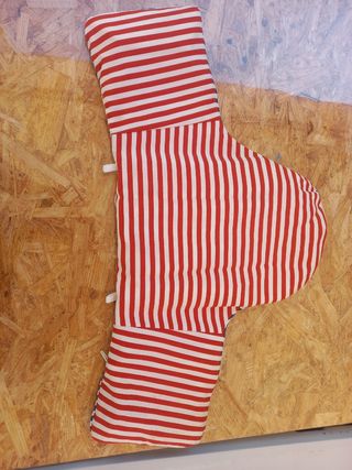 Cuscino Ikea a righe blu e bianche