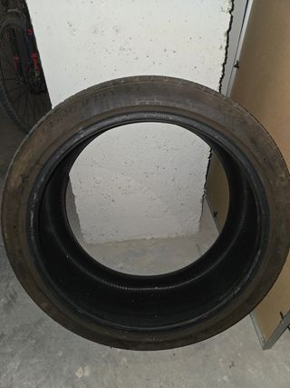 Neumático Viking 225/40 R19 YXL (2024)