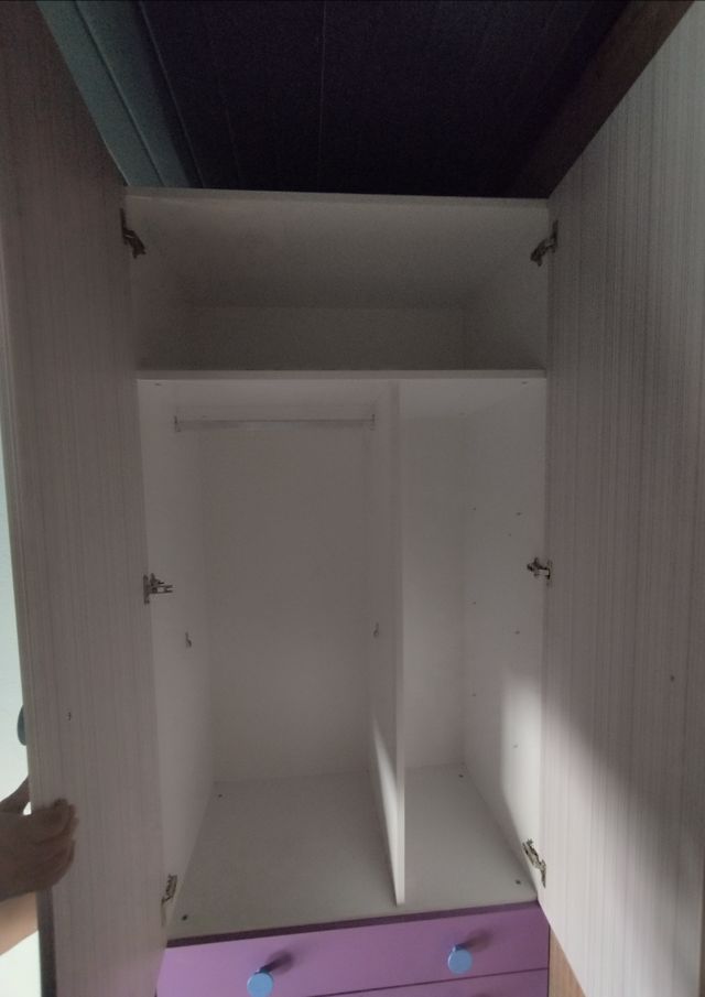 Armario juvenil 2 puertas