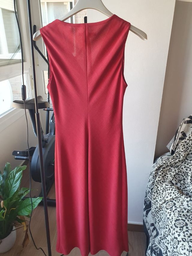 Vestido rojo Zara - Talla 36. Burdeos