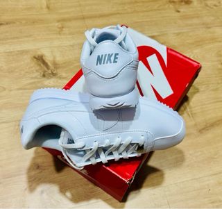 Zapatillas Nike Cortez blancas 36