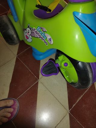 Andador Triciclo Bebé Kanguro