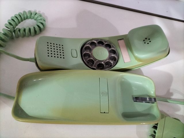 Teléfono años 80 - Góndola verde