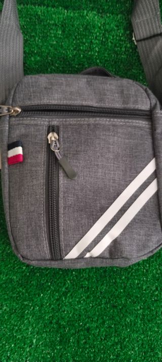 Bolso bandolera hombre gris
