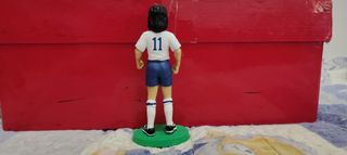 Figura Oliver Atom