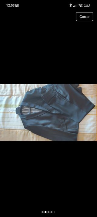 Traje negro elegante