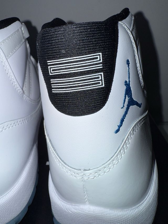Jordan 11 “Legend Blue”