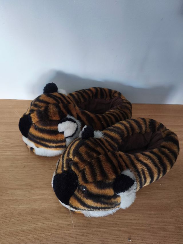 Pantuflas Tigre - Marrón y Negro