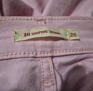 Levi's 311 Shaping Jeans Rosa