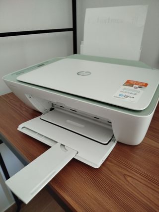 Impresora HP Deskjet 2700e - Verde & Blanca