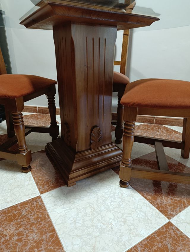 Mesa cristal madera + 4 sillas