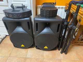 Equipo Música Behringer - 2 altavoces