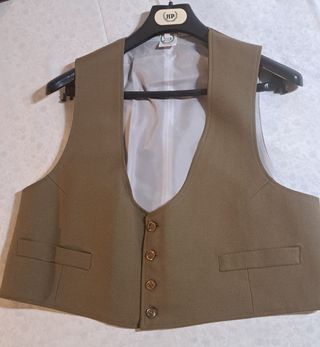 Traje completo corto rociero beige