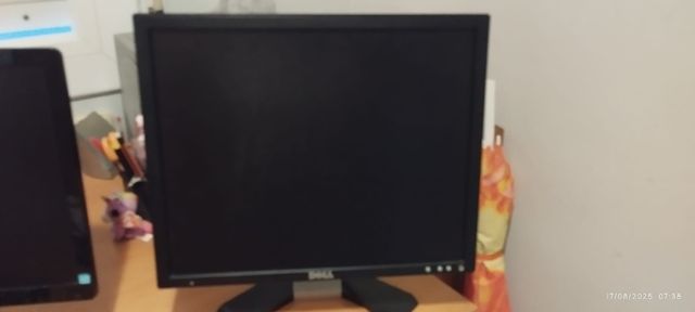Monitor LCD Dell - 17"