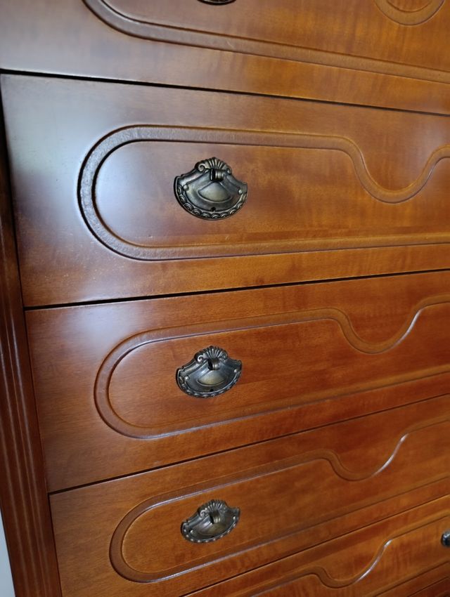 Comoda 8 cajones madera maciza