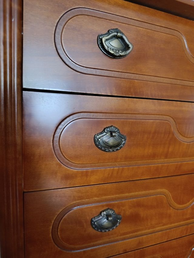 Comoda 8 cajones madera maciza
