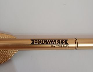 Pluma estilográfica Hogwarts dorada