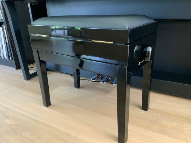 Piano YAMAHA CSP-170B Clavinova y banqueta K&M
