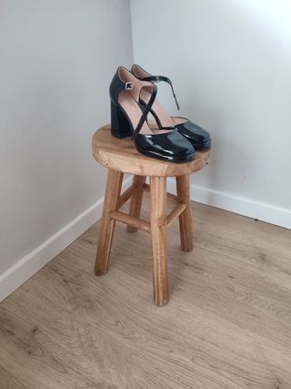 Zapatos negros tacón alto