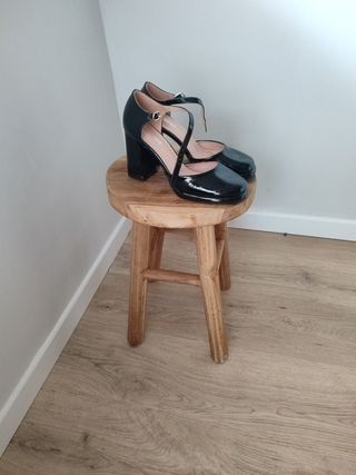 Zapatos negros tacón alto