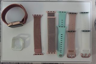 Apple Watch SE 40mm oro rosa + correas