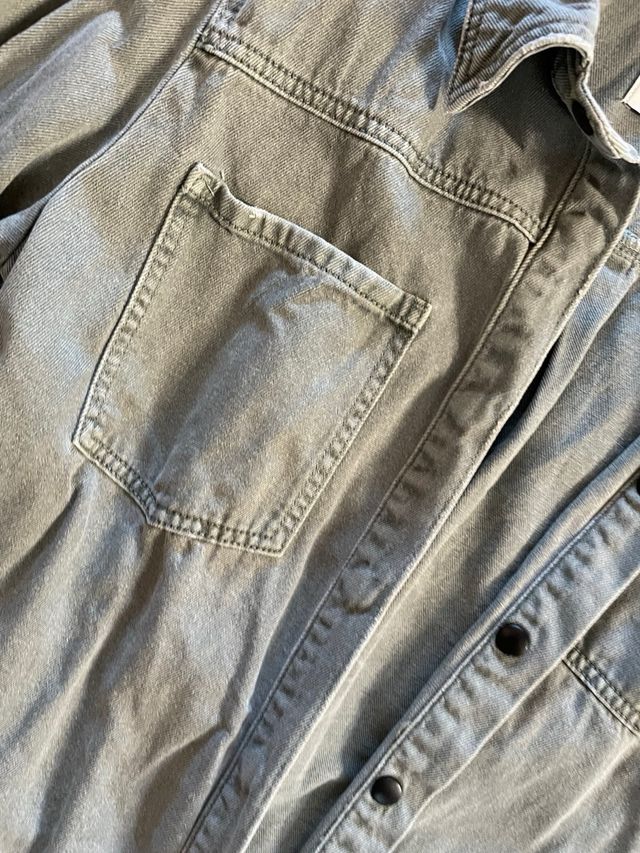 Cazadora Zara verde militar