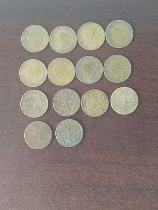 monedas diferentes países y años .