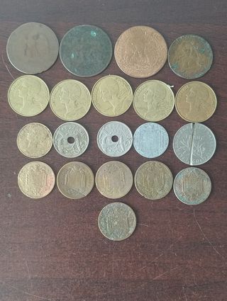 monedas diferentes países y años .