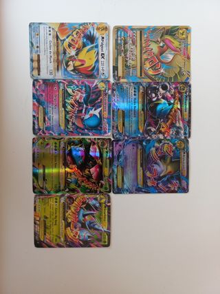 8 cartas Pokémon Mega Evolución (10€ por carta)
