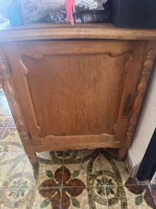 Tocador antiguo +armario+ mesitas+lamparCOLONIAL